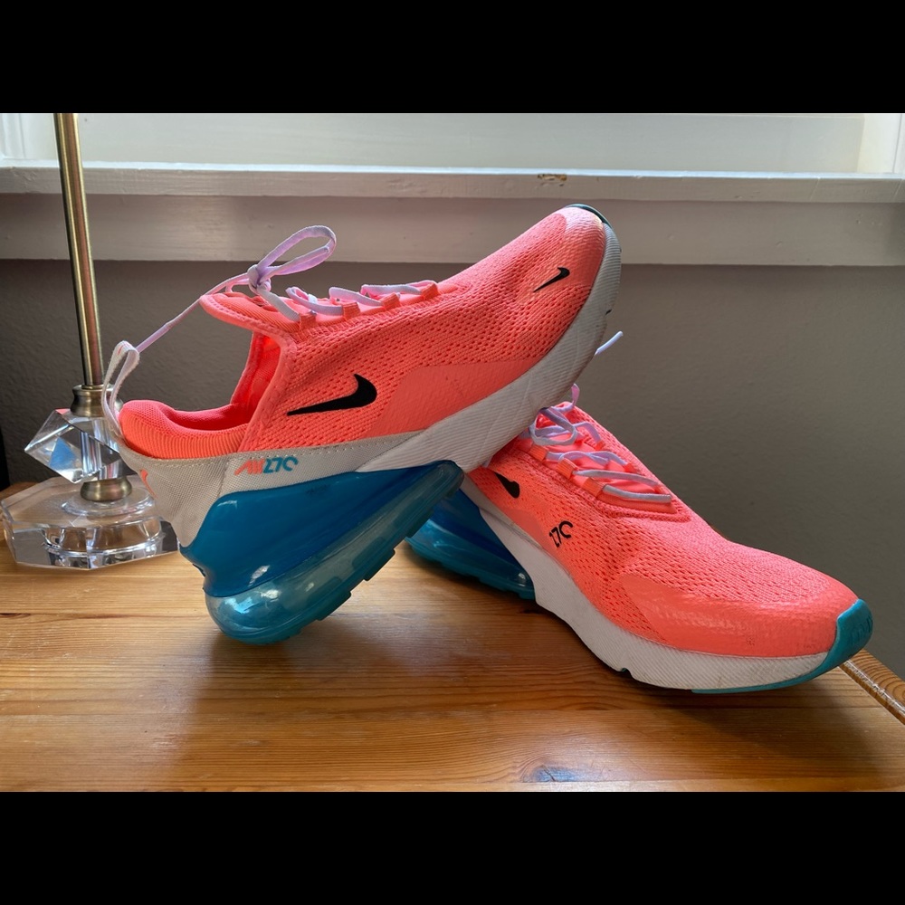 Nike Air Max 270
